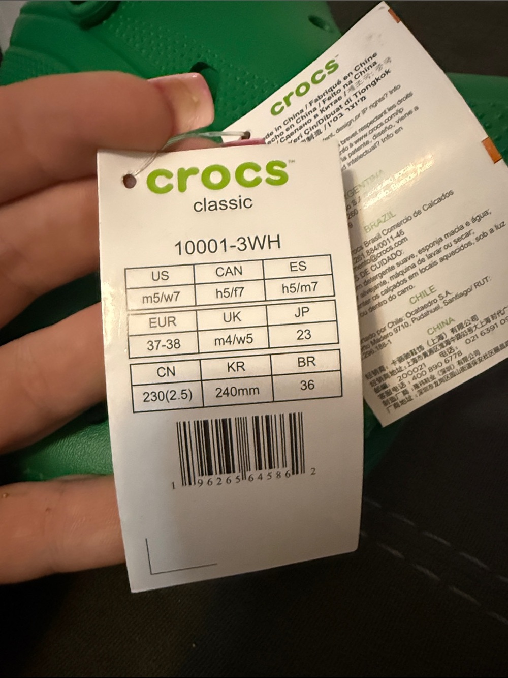 CROCS Classic Clog in Bright Green - Picture 5 of 6
